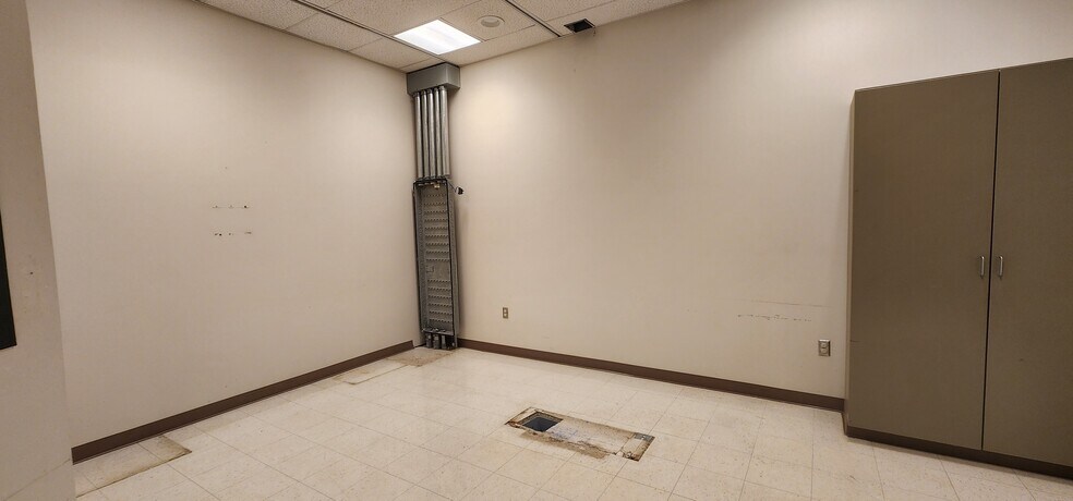 More Photos Of 10 Trieble Dr, Tunkhannock Medical For Sale