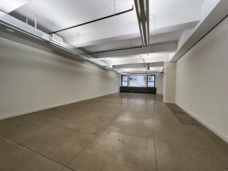More Photos Of 111 John St, New York Office For Lease
