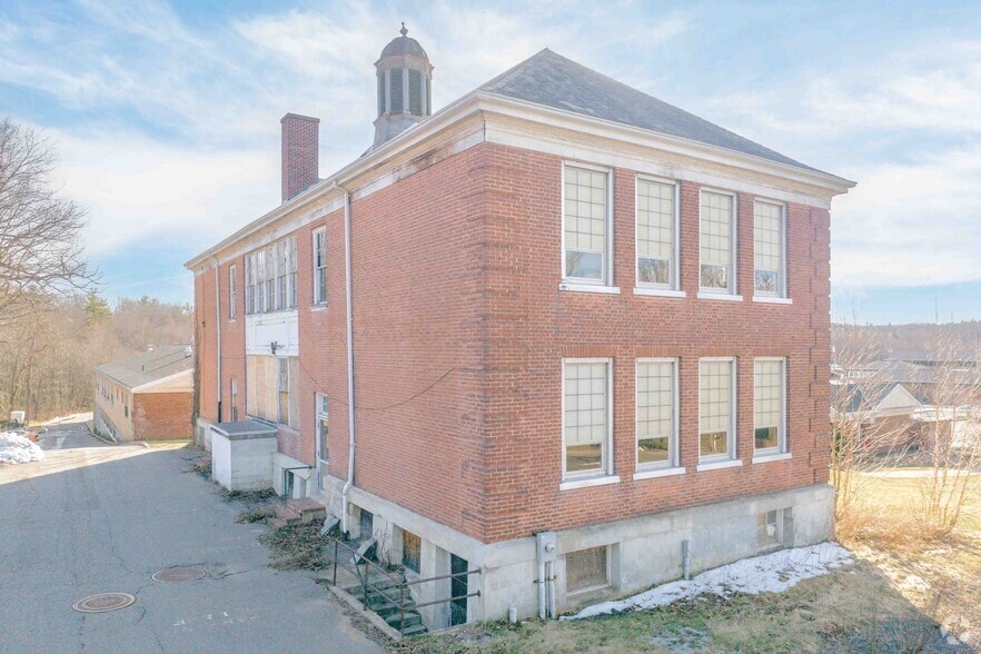 More Photos Of 13 Academy Hill Rd, Westminster Schools For Sale