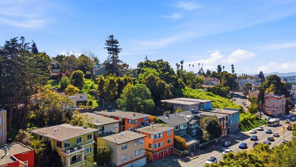 More Photos Of 3206 Park Blvd, Oakland Apartments For Sale