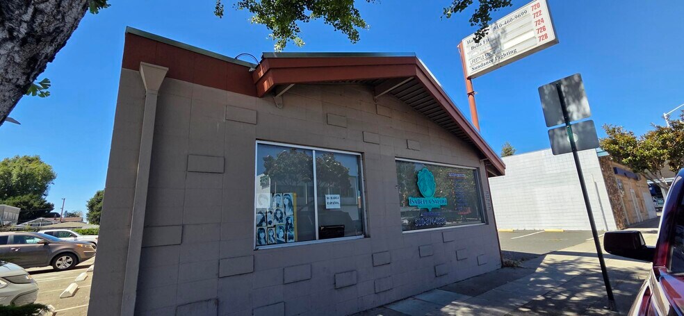 More Photos Of 720-728 A St, Hayward Office For Lease