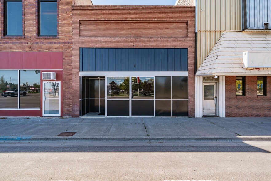 More Photos Of 27 NW Main St, Blackfoot Storefront Retail Office For Sale