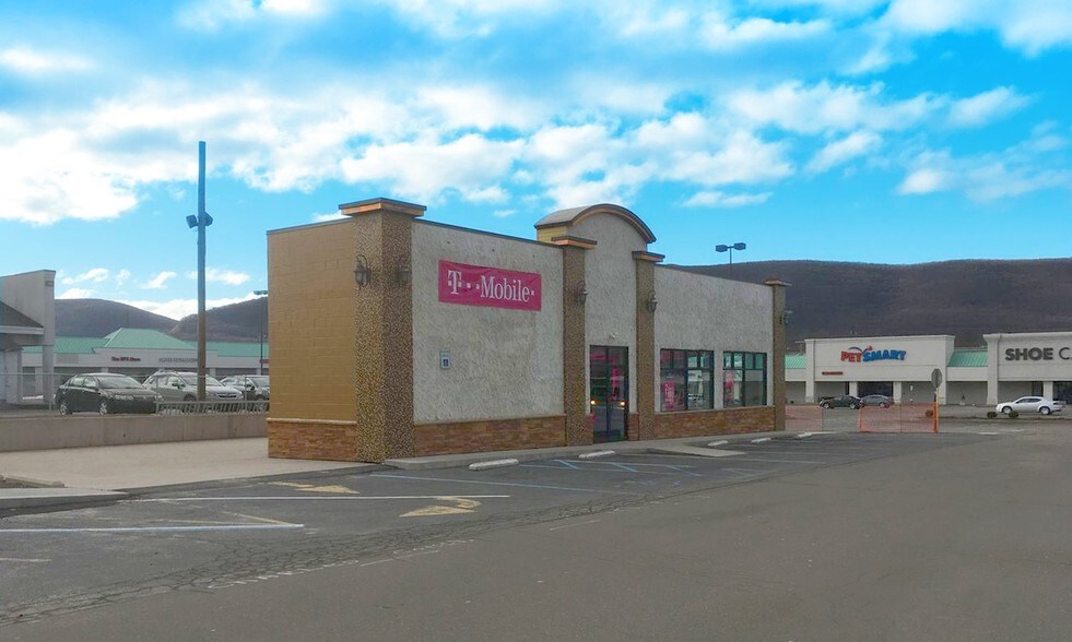 More Photos Of 1734-1764 E 3rd St, Williamsport Storefront For Lease