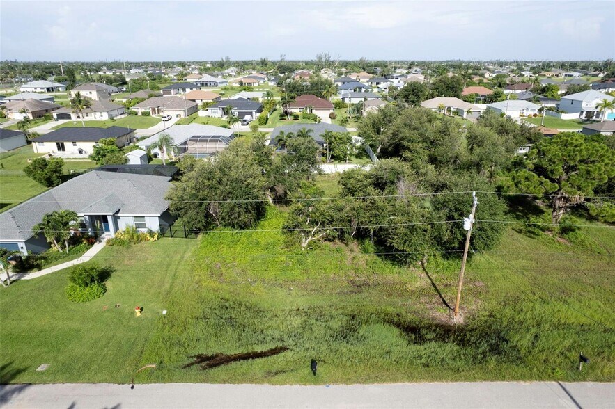 More Photos Of 1502 SW 19th Pl, Cape Coral Land For Sale