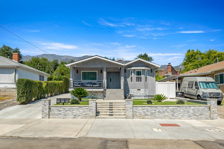 More Photos Of 3419 Montrose Ave, La Crescenta Multifamily For Sale