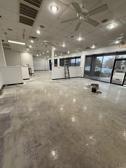 More Photos Of 6923 Old Canton Rd, Ridgeland Unknown For Lease