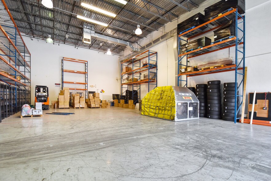 More Photos Of 3301-3389 NW 97th Ave, Miami Warehouse For Lease