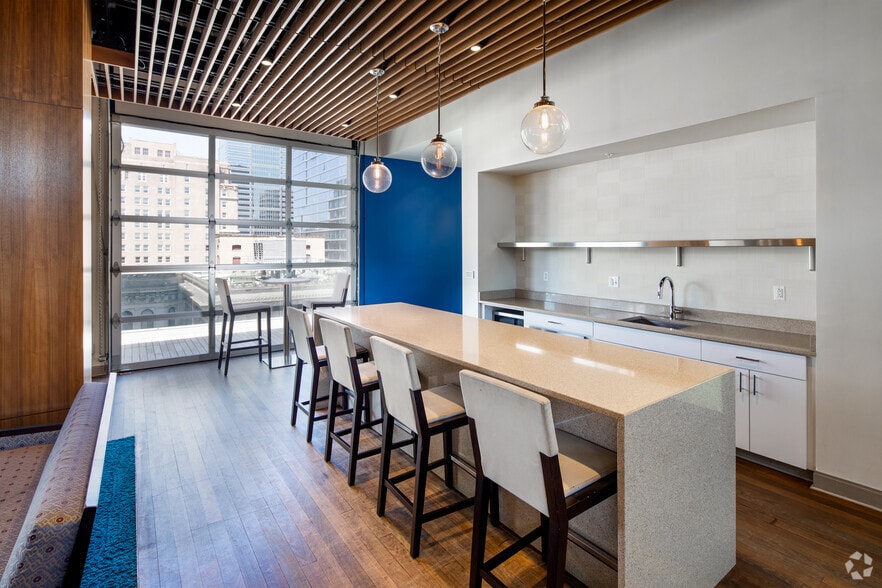 More Photos Of 1338 Chestnut St, Philadelphia Apartments For Sale