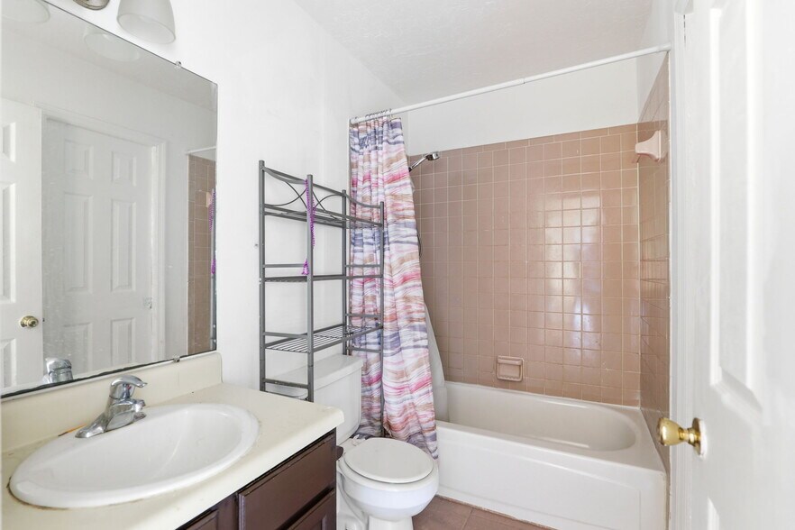 More Photos Of 207 SE 6th Ave, Okeechobee Multifamily For Sale