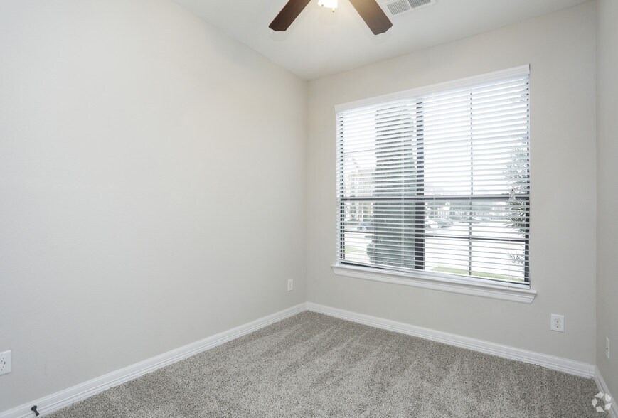 More Photos Of 14827 Mittlestedt Champions Dr, Houston Apartments For Sale