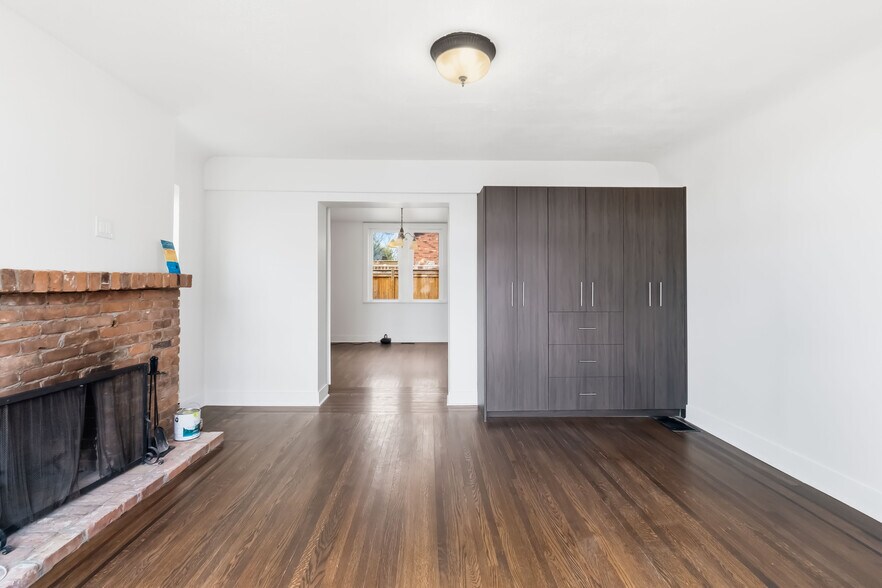 More Photos Of 250 Plains Rd W, Burlington Multifamily For Sale