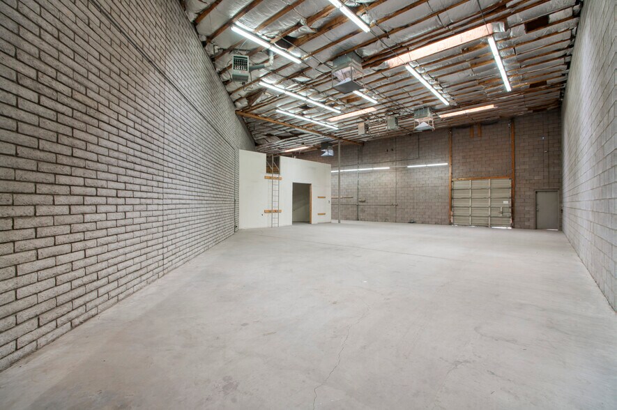 More Photos Of 323-331 W McDowell Rd, Phoenix Office For Lease