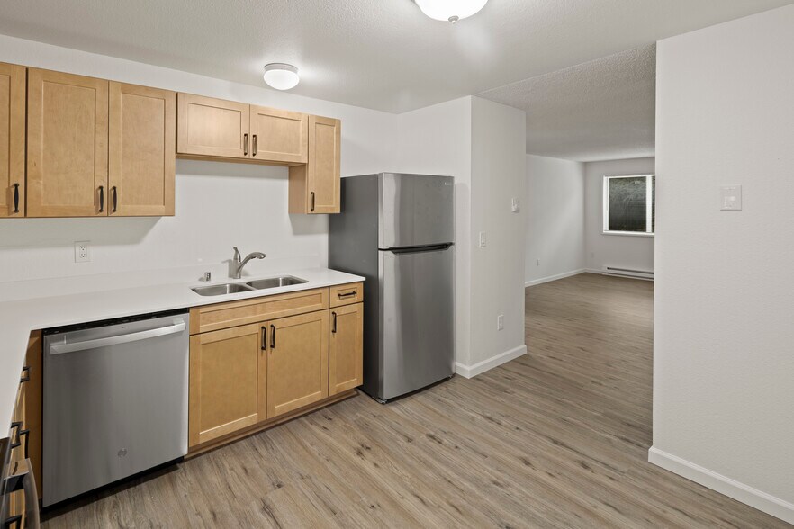 More Photos Of 324 S Lafayette Ave, Bremerton Apartments For Sale