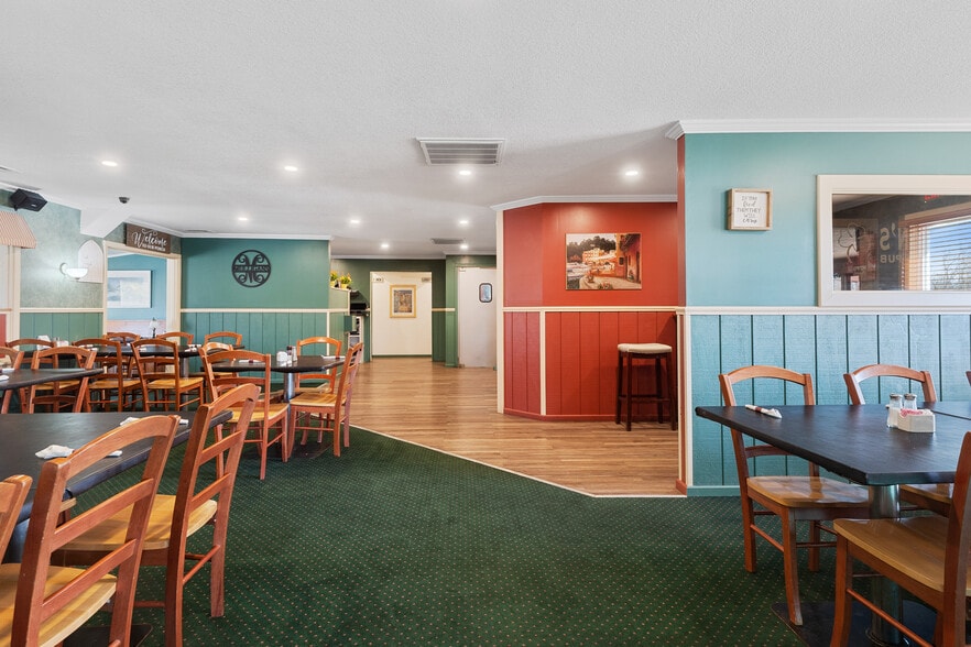 More Photos Of 1445 275 N Rd, Angola Sports And Entertainment For Sale