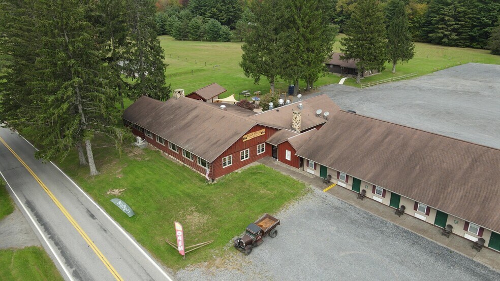 More Photos Of 32600 N State Route 44, Slate Run Hotel For Sale