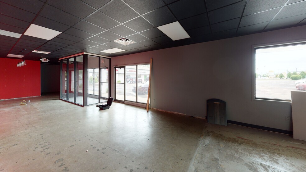 More Photos Of 3001-3031 Meridian Meadows Rd, Greenwood Unknown For Lease