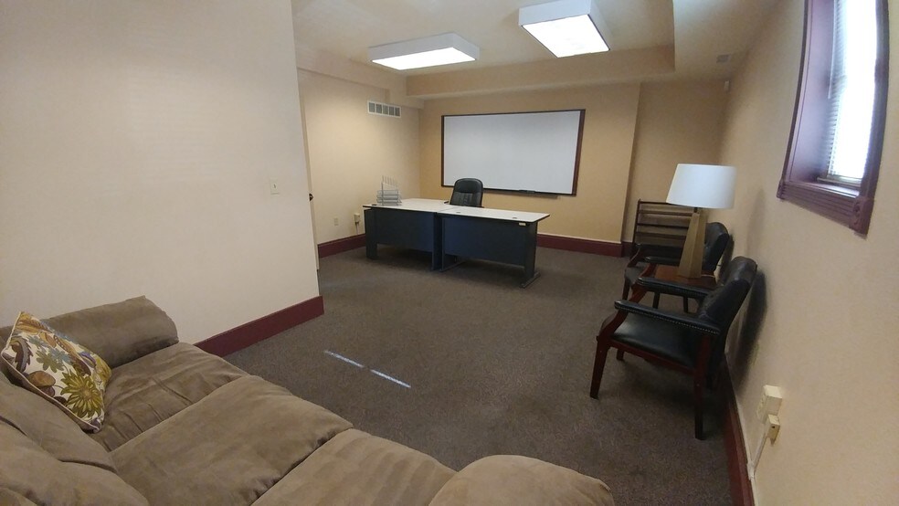 More Photos Of 512 W Idaho St, Boise Office For Lease