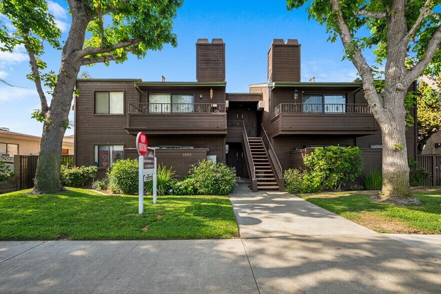 More Photos Of 3608 W Orange Ave, Anaheim Apartments For Sale