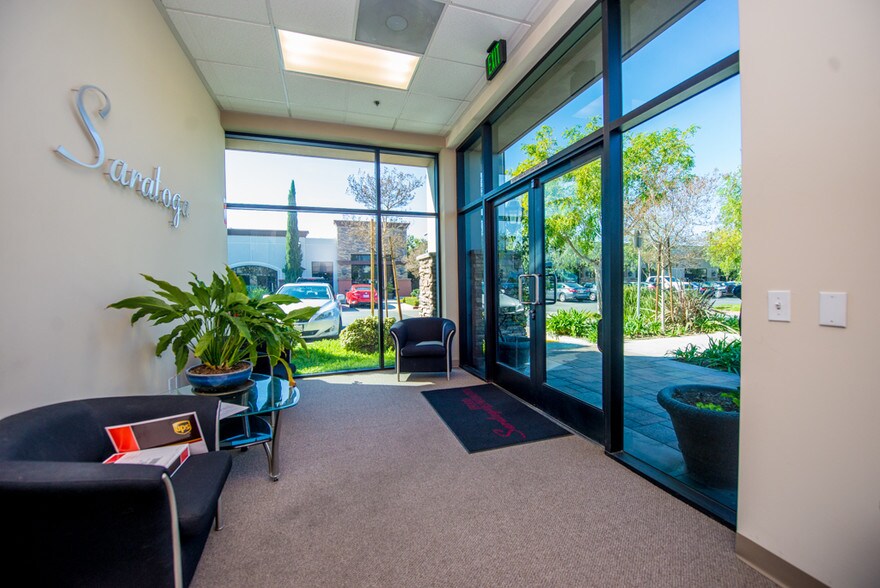 More Photos Of 537 Queensland Cir, Corona Loft Creative Space For Lease