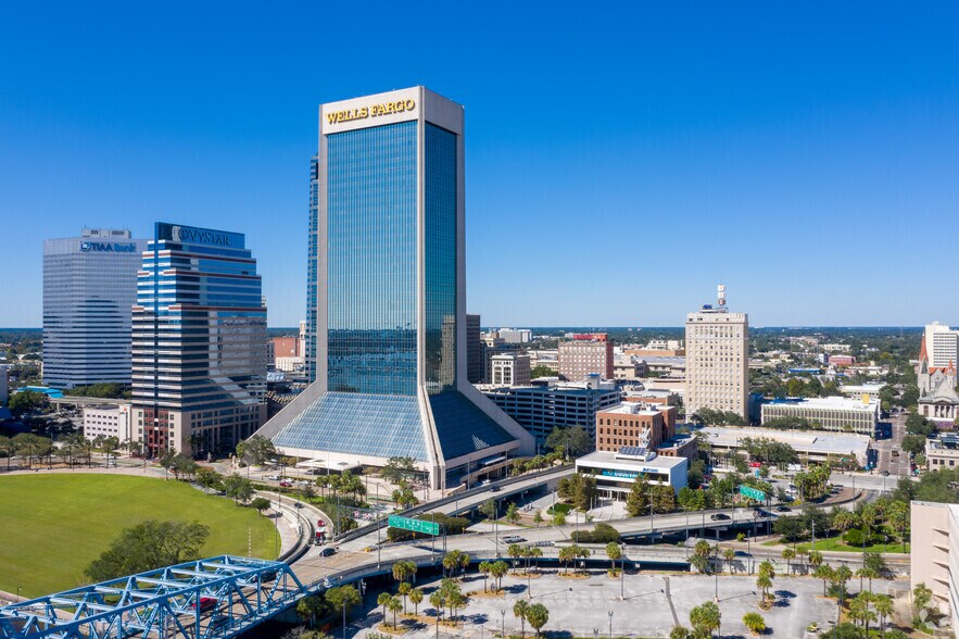 More Photos Of 1 Independent Dr, Jacksonville Office For Sale