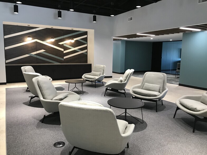 More Photos Of 5550 77 Center Dr, Charlotte Office For Lease