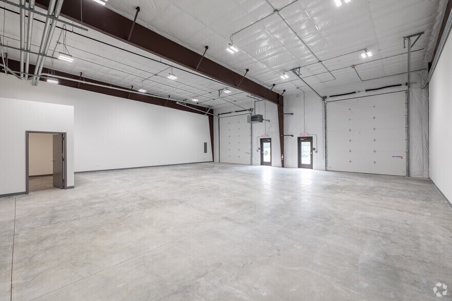 More Photos Of 30 Wood Rd, Round Lake Unknown For Lease