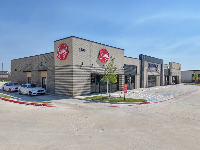 More Photos Of 1530 W Princeton Dr, Princeton General Retail For Sale