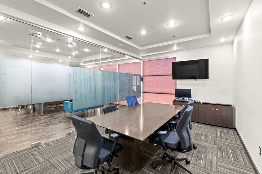 More Photos Of 12125 Jef dr, Laredo Industrial For Lease