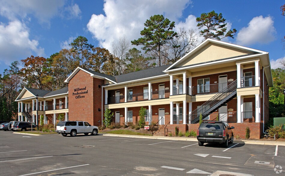 More Photos Of 2236 NE Capital Circle, Tallahassee Office For Lease
