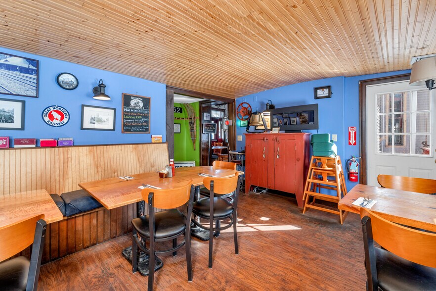 More Photos Of 79 Main St, Center Ossipee Restaurant For Sale