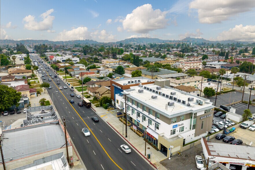 More Photos Of 1411 S Garfield Ave, Alhambra Office For Sale