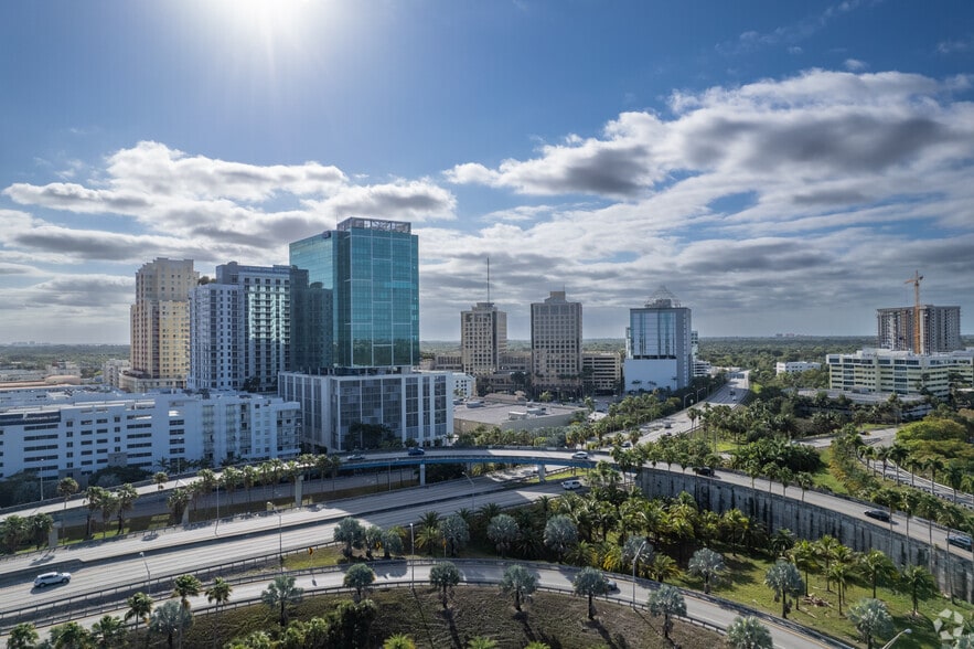 More Photos Of 9130 S Dadeland Blvd, Miami Office For Lease