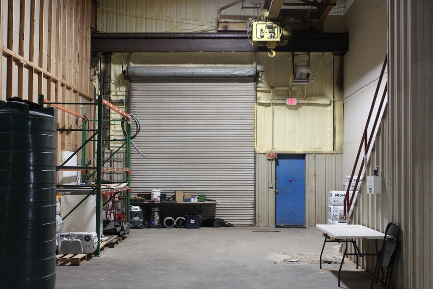 More Photos Of 507 48th St, Woodward Warehouse For Sale
