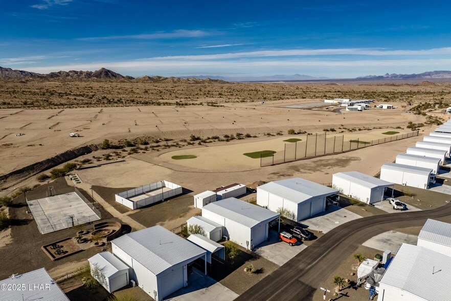 More Photos Of 3493 E Heights Blvd, Lake Havasu City Trailer Camper Park For Sale