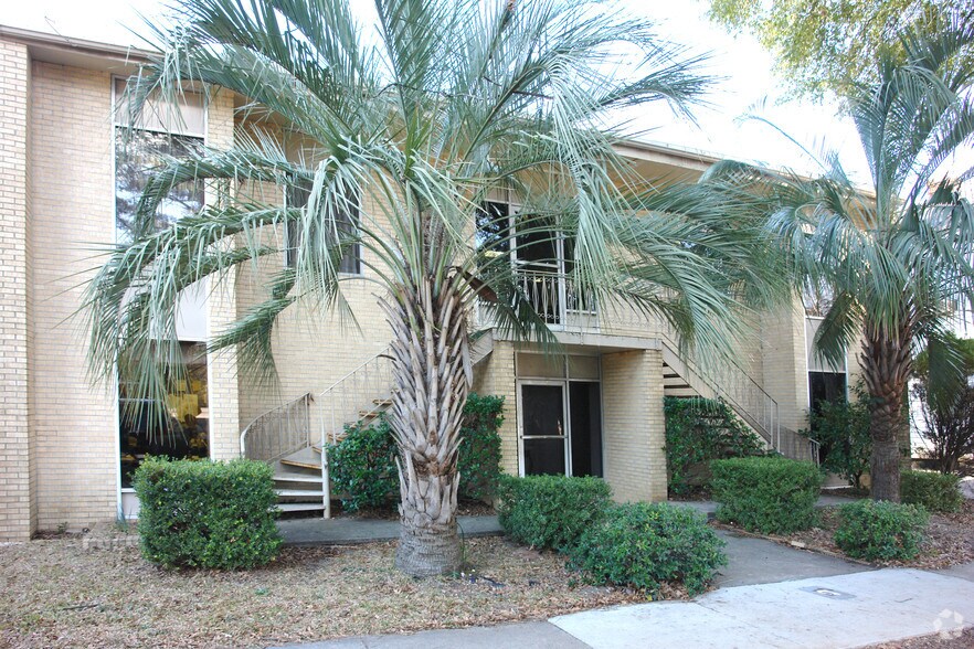 More Photos Of 1413 Calhoun St, Columbia Office For Lease