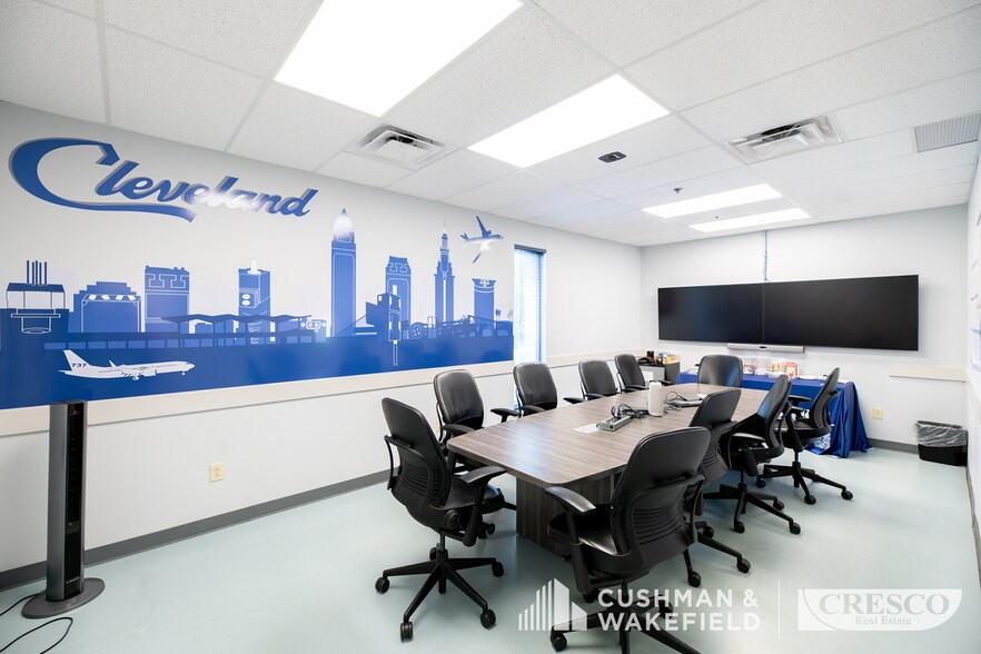 More Photos Of 749 Miner Rd, Highland Heights Office For Sale