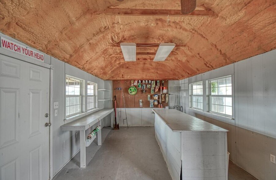 More Photos Of 521 Eel River St, Purcell General Retail For Sale