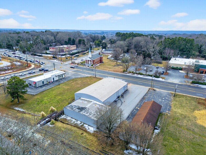 More Photos Of 1321 Union St, Spartanburg Freestanding For Lease
