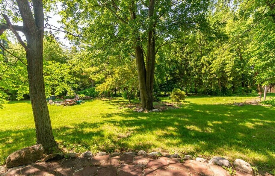 More Photos Of 5600 Fifteen Mile rd, Sterling Heights Freestanding For Sale