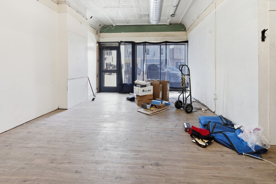 More Photos Of 122 S Madison St, Port Clinton Storefront For Sale