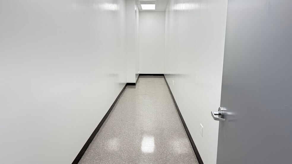 More Photos Of 708-720 S Palm Ave, Alhambra Manufacturing For Lease