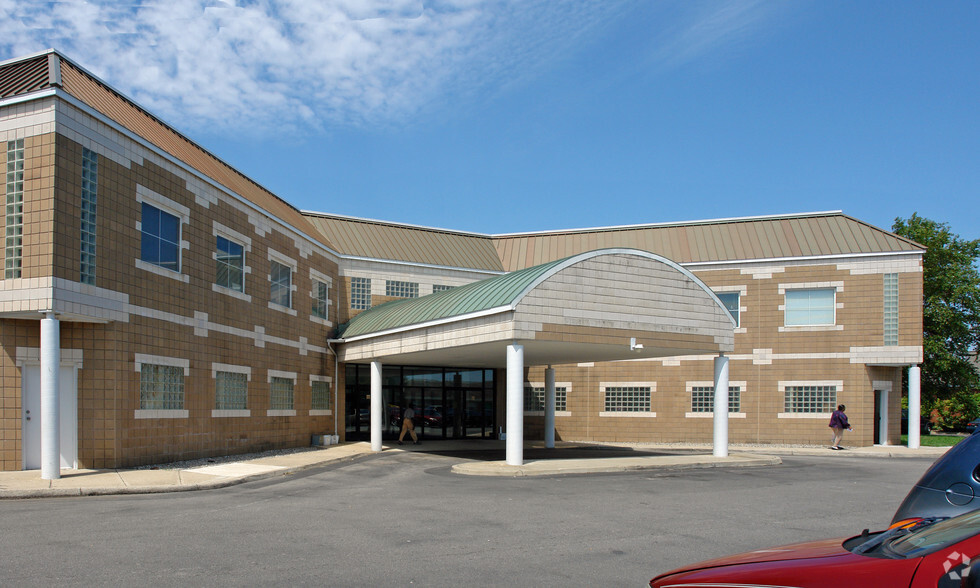 Primary Photo Of 301 Goode Way, Portsmouth Medical For Sale