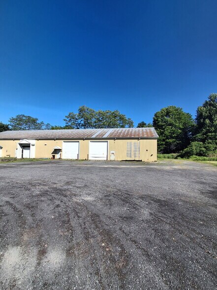 Primary Photo Of 755 E Seneca St, Oswego General Retail For Lease