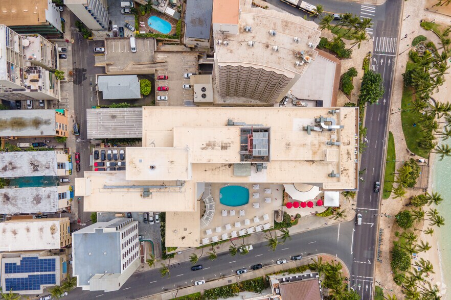 More Photos Of 2570 Kalakaua Ave, Honolulu Hotel For Lease