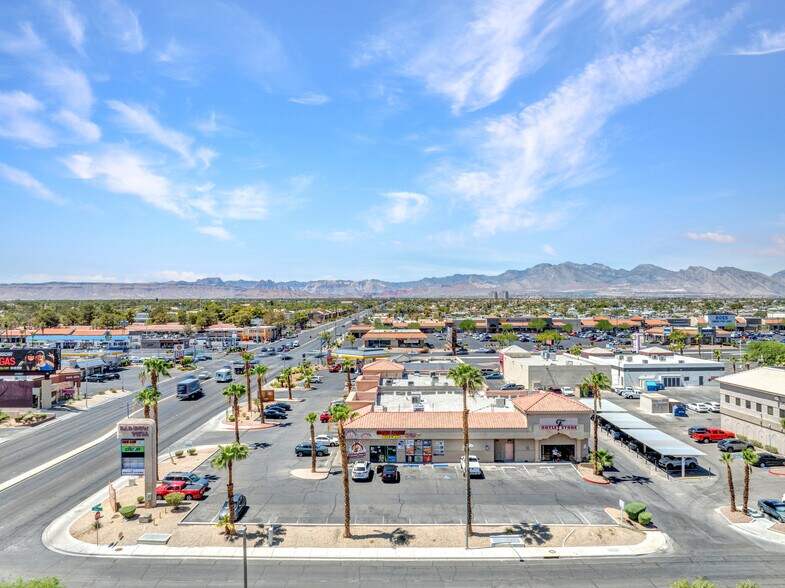 More Photos Of 6700 W Charleston Blvd, Las Vegas Freestanding For Lease