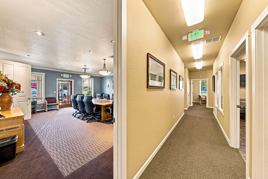 More Photos Of 2436 W Main St, Medford Office For Sale