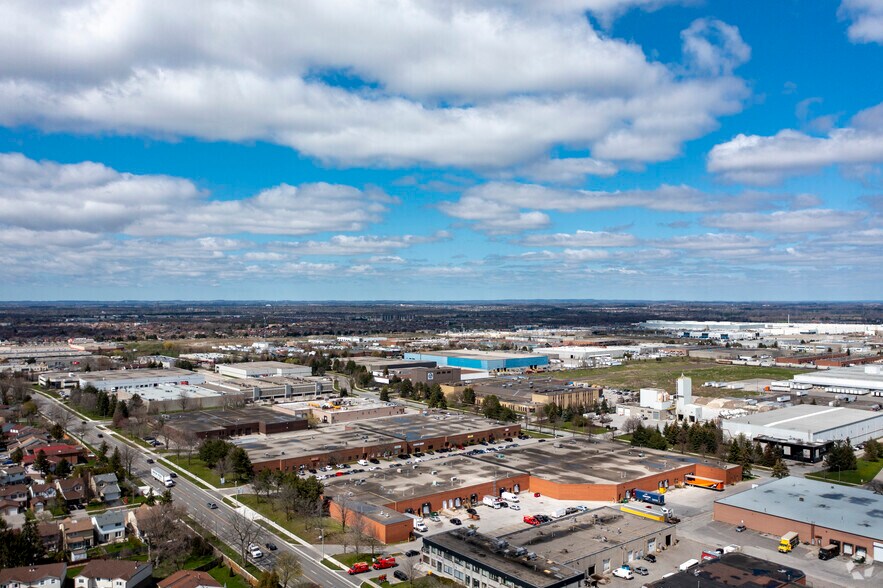 More Photos Of 815 Middlefield Rd, Toronto Manufacturing For Lease