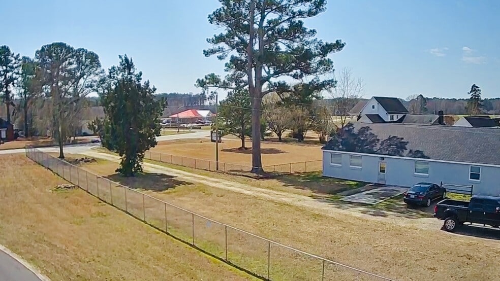 More Photos Of 2677 NC-903 Hwy, Stokes Sports And Entertainment For Sale