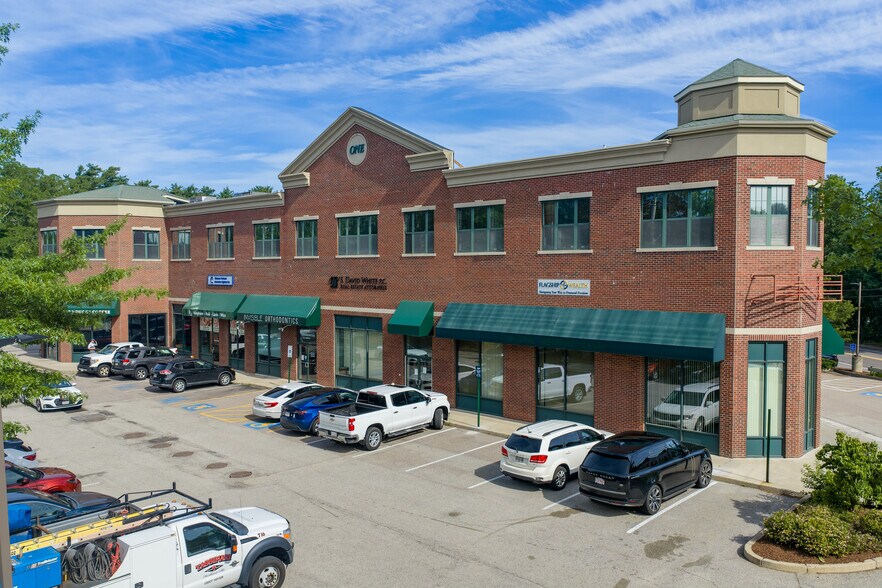 More Photos Of 1 Derby St, Hingham Storefront Retail Office For Lease