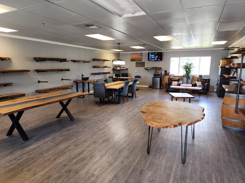 More Photos Of 1625 Tierra Buena Rd, Yuba City Manufacturing For Lease